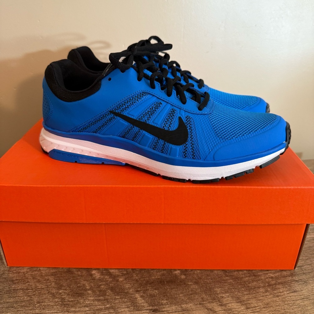 Nike Dart 12 Sneakers Men’s Size 8.5 Blue Black Lace Up